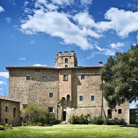Hotel Castel Porrona Relais & 5*